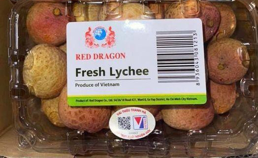 Singaporean consumers taste Vietnamese lychees
